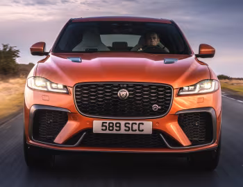 Jaguar F-Pace SVR [Worldwide] '2020–pr.