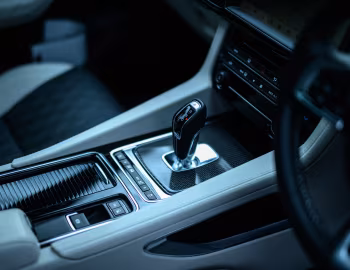 Interior Jaguar F-Pace SVR [Japan] '2019–21