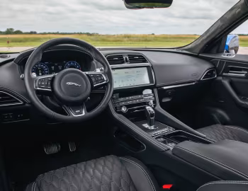 Panel frontal 2019–21 Jaguar F-Pace SVR [North America] '2018–21