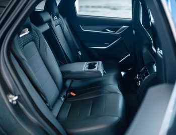 Interior Jaguar F-Pace SVR [Japan] '2021–pr.