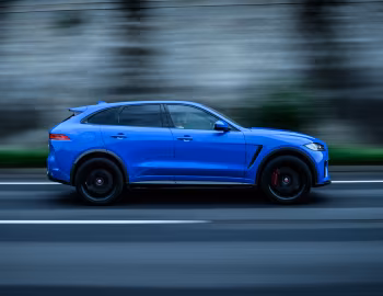 Jaguar F-Pace SVR [Japan] '2019–21