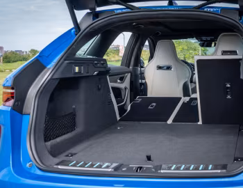 Ambos Jaguar F-Pace SVR [Taiwan] '2022–pr.