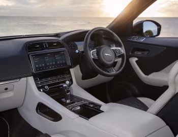 Panel frontal Jaguar F-Pace SVR [Australia] '2019–21
