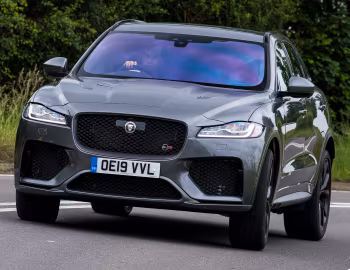 Jaguar F-Pace SVR [UK-spec] '2019–21