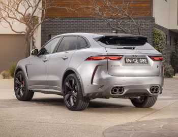 Jaguar F-Pace SVR [Australia] '2021–pr.