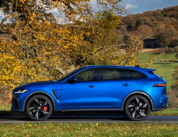 Jaguar F-Pace SVR [Worldwide] '2020–pr.