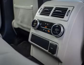 Interior Jaguar F-Pace SVR [Taiwan] '2022–pr.