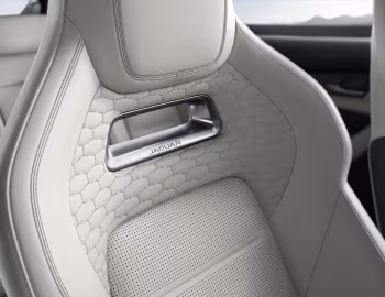 Interior Jaguar F-Pace SVR [Worldwide] '2020–pr.
