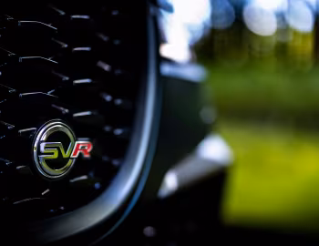 Jaguar F-Pace SVR [Japan] '2021–pr.