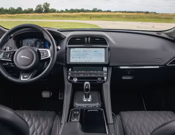 Panel frontal 2019–21 Jaguar F-Pace SVR [North America] '2018–21