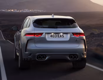 Jaguar F-Pace SVR [Worldwide] '2018–20