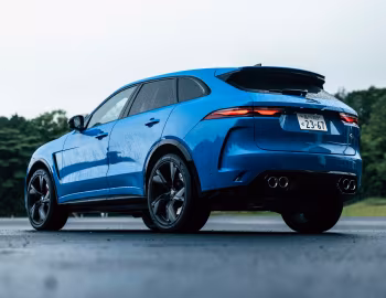Jaguar F-Pace SVR [Japan] '2021–pr.