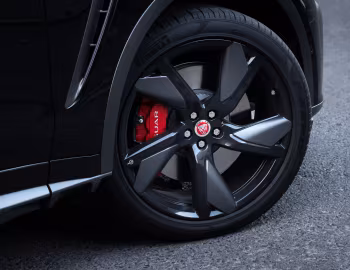 Jaguar F-Pace SVR [South Africa] '2021–pr.