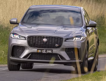 Jaguar F-Pace SVR [Australia] '2021–pr.