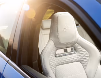 Interior Jaguar F-Pace SVR [Worldwide] '2020–pr.