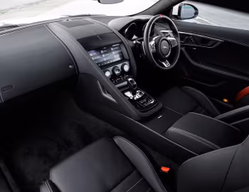 Panel frontal Jaguar F-Type "Chequered Flag" [UK-spec] '2018–20