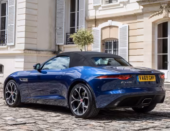 Jaguar F-Type P300 Convertible [Worldwide] '2020–24