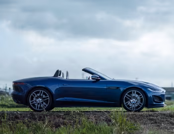 Jaguar F-Type P300 R-Dynamic Convertible [Japan] '2020–24