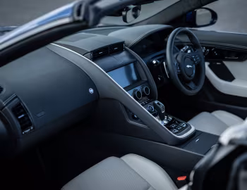 Interior Jaguar F-Type P300 R-Dynamic Convertible [Japan] '2020–24