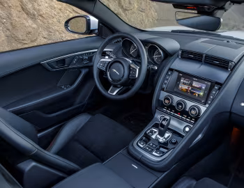Interior 2018–20 Jaguar F-Type 2.0 Convertible [North America] '2017–20