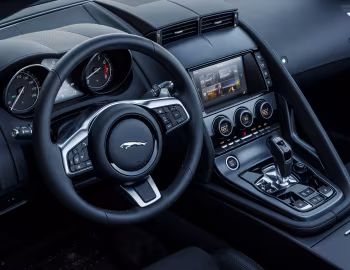 Panel frontal 2018–20 Jaguar F-Type 2.0 Convertible [North America] '2017–20
