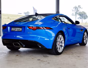 Jaguar F-Type R-Dynamic 2.0 Coupé [Australia] '2017–20