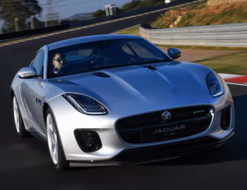 Jaguar F-Type R-Dynamic 2.0 Coupé [South Africa] '2017–20