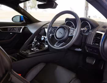 Interior Jaguar F-Type R-Dynamic 2.0 Coupé [Australia] '2017–20