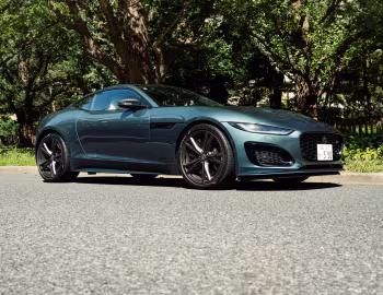 Jaguar F-Type R Coupé [Japan] '2020–24