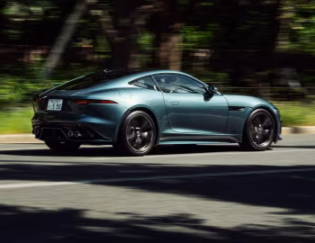 Jaguar F-Type R Coupé [Japan] '2020–24