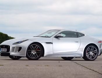 Jaguar F-Type R Coupé AWD [UK-spec] '2015–17