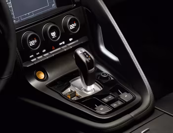 Interior 2014–17 Jaguar F-Type S Convertible [North America] '2013–17