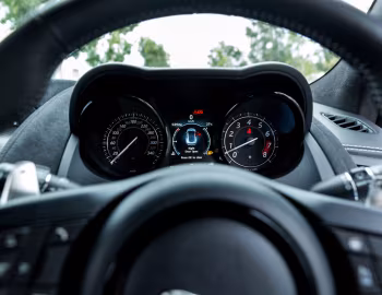 Torpedo Jaguar F-Type SVR Coupé [Australia] '2016–17