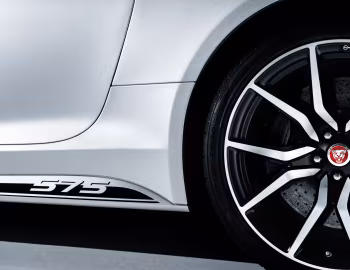 Jaguar F-Type SVR "Graphic Pack" Coupé [Worldwide] '2018–20
