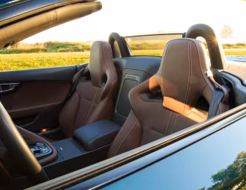 Interior 2014–17 Jaguar F-Type V8 S Convertible [North America] '2013–17