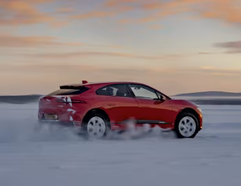 Jaguar I-Pace EV400 AWD HSE [Worldwide] '2018–24