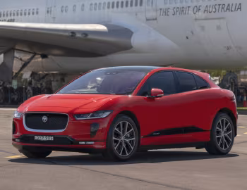 Jaguar I-Pace EV400 AWD HSE "First Edition" [Australia] '2018–19