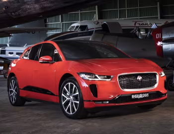 Jaguar I-Pace EV400 AWD HSE "First Edition" [Australia] '2018–19