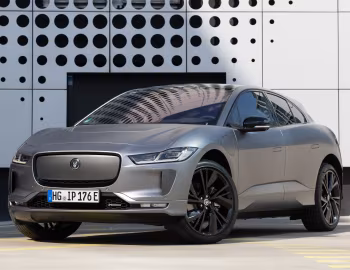 Jaguar I-Pace EV400 AWD R-Dynamic [Worldwide] '2023–24