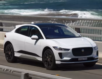 Jaguar I-Pace EV400 AWD SE Black Pack [Australia] '2018–24