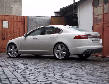 Loder1899 Jaguar XF '2008–12