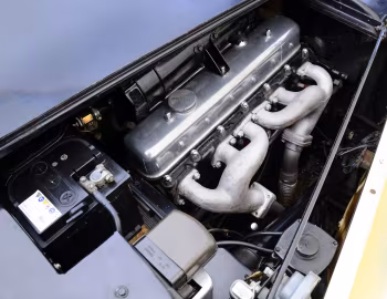 Bajo el capó Jaguar Mark V 3 ½ Litre Drophead Сoupe '01.1949–07.1951