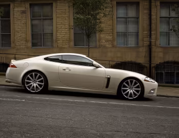 Project Kahn Jaguar XKR