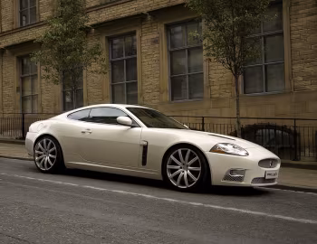 Project Kahn Jaguar XKR