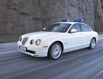 Jaguar S-Type R Poliisi [Finland] (X200) '2003