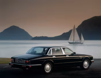 1987–94 Jaguar Sovereign [North America] (XJ40) '1986–94