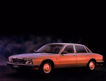Jaguar Sovereign [UK-spec] (XJ40) '1986–94