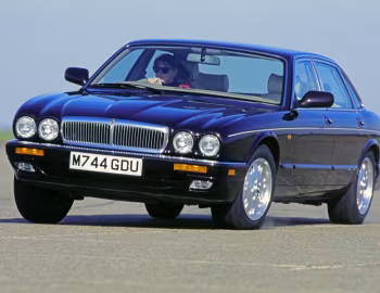 Jaguar Sovereign [UK-spec] (X300) '1994–97