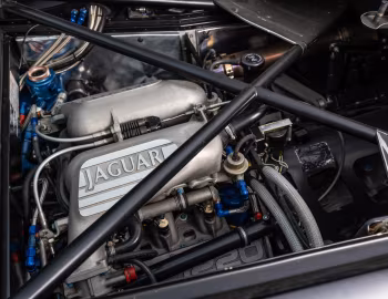 Bajo el capó Jaguar XJ220S by TWR '1994