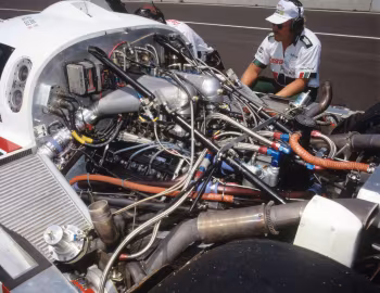 Bajo el capó Jaguar XJR-10 '1989